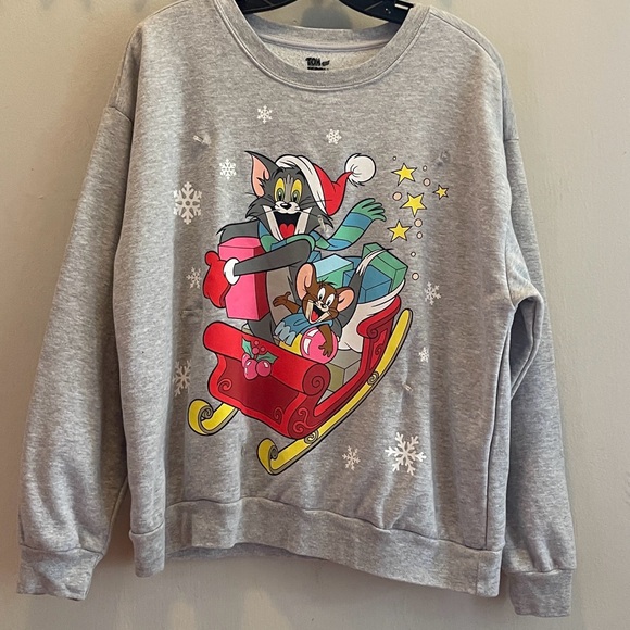 Women’s XL Light Up Tom and Jerry Gray Crew Neck Christmas Sweater - Picture 3 of 11